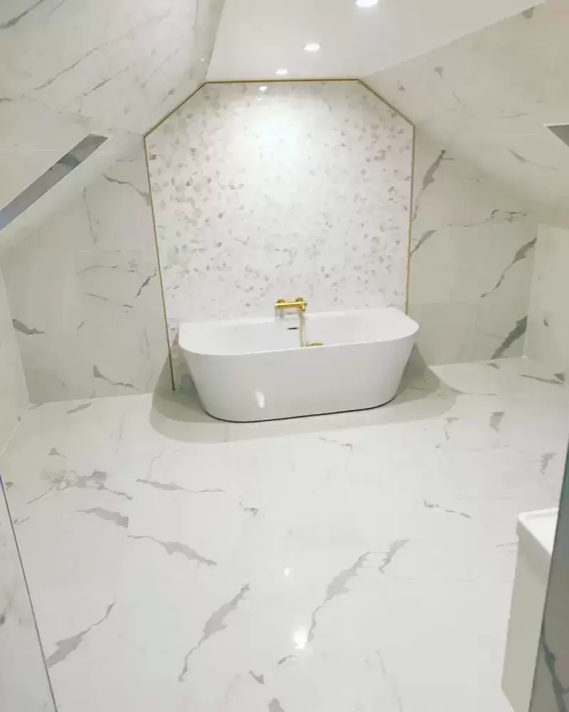 Salle de bain design blanc